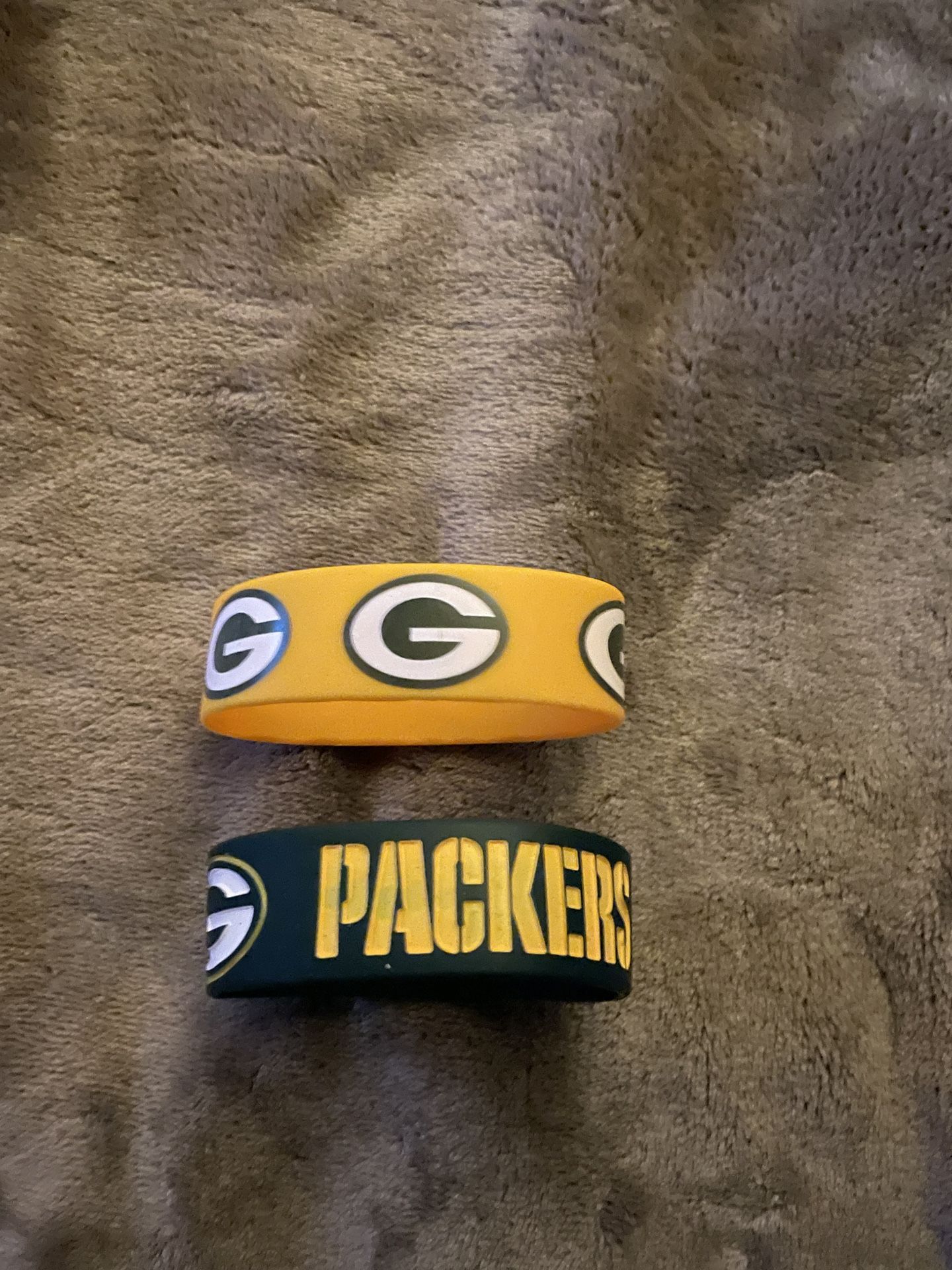 Green Bay Packers NFL Green and Gold Bracelet Set! NEW!