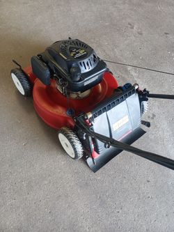 Toro Self Propelled Lawn mower Works Great! Free delivery!