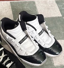 Nike Air Jordan 11 Retro Low