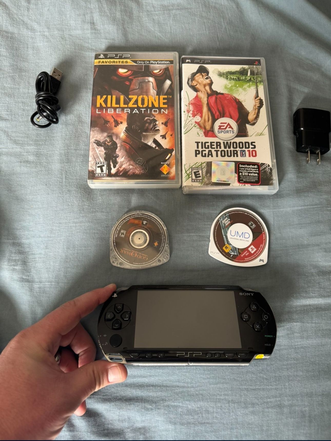 Sony PSP 1001 (ORIGINAL) W/accessories