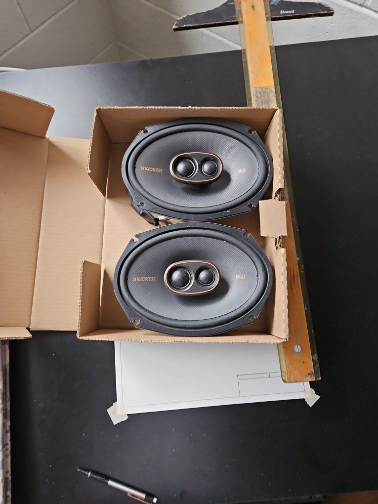 Kicker KS Series 6×9 Speakers