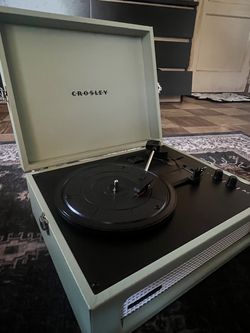 Crosley turntable