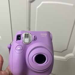 INSTAX CAMERA 