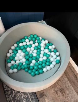 Ball pit