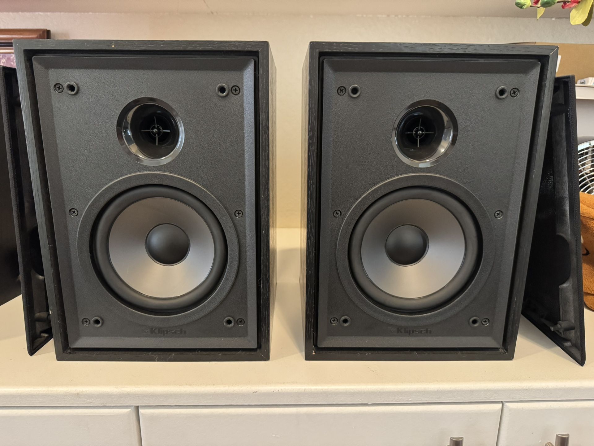 Klipsch Legend Series KG1.5 Speakers