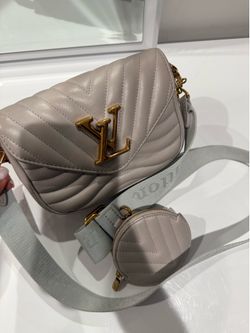 Loud Vuitton bag