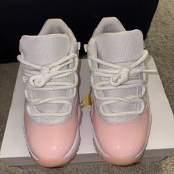 WMNS JORDAN 11 RETRO LOW