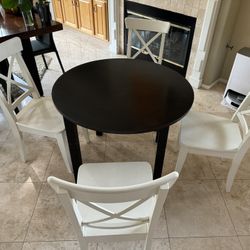 Kitchen Table and Chairs