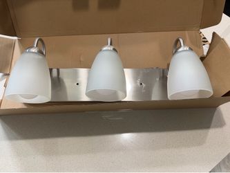 3-Light Bathroom Vanity Light Fixture – Brushed Nickel
