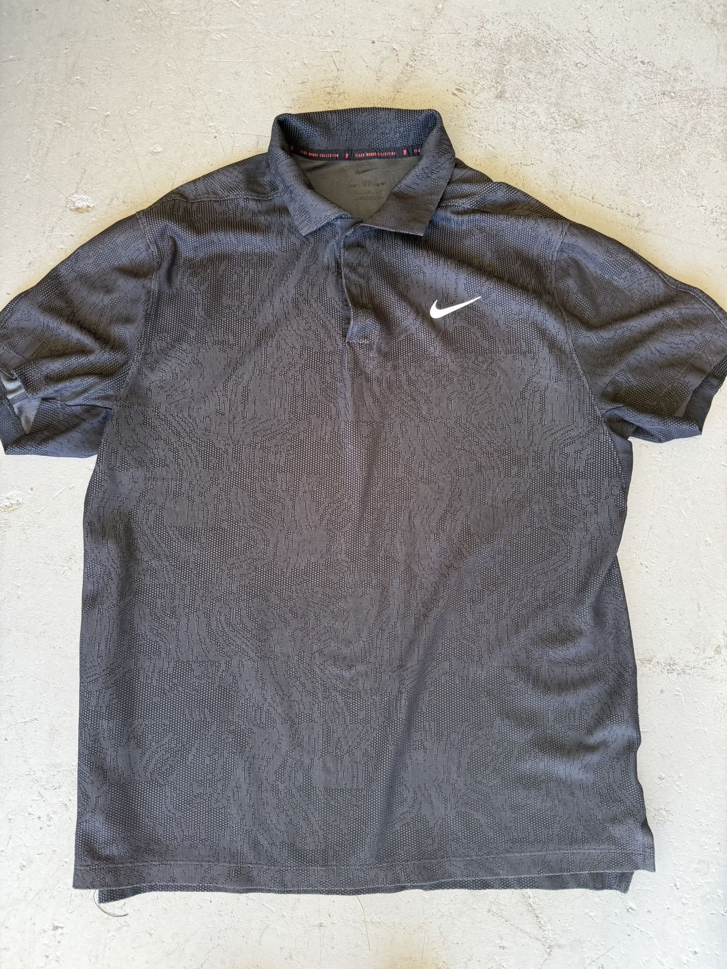Nike Tiger Woods Golf Polo Shirt - Men’s Size Large