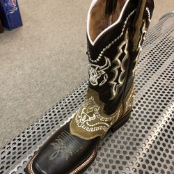 Bota Estilo Rodeo