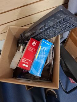 Box of new miscellaneous items