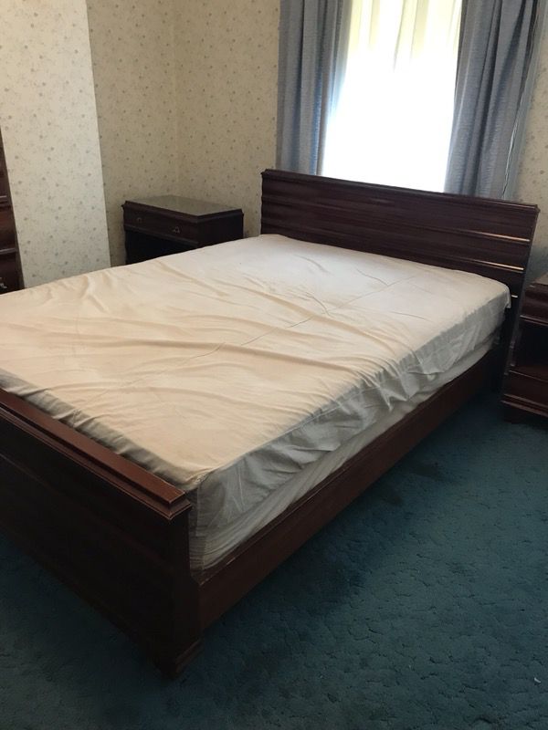 Cherry wood bedroom set