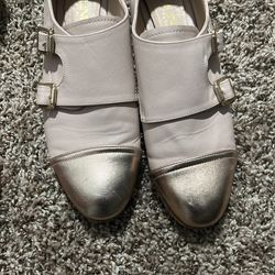 Women’s Shoe