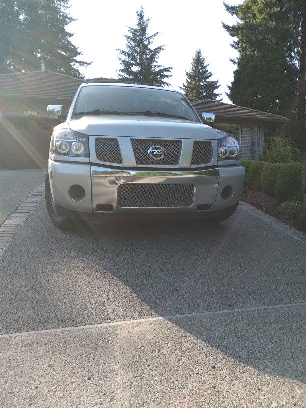 2005 Nissan Armada