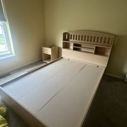 3 piece - Full Size Bedroom Set