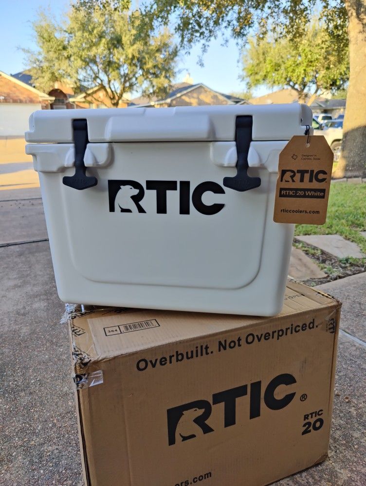 20QT RTIC Cooler (Brand new) Similar to YETI for Sale in Houston, TX OfferUp
