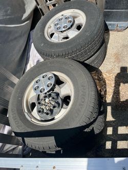 Chevy Tahoe wheels