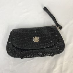 PREOWNED LYDC BLACK WRISTLET Gently used.
