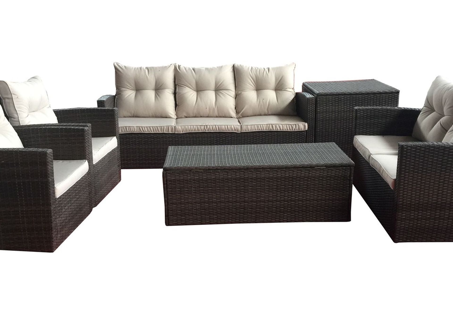 7-seat outdoor patio set