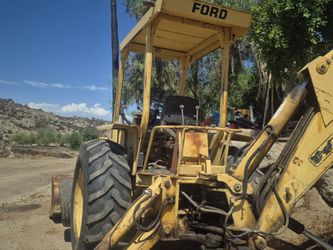 1989 Ford 655A Backhoe