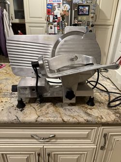 Meat slicer