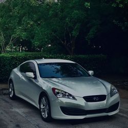 2012 Hyundai Genesis Coupe