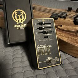 Walrus Audio Fundamental Fuzz