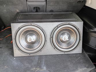 12's alpha sonic subs and 1600 watt amp with box