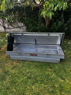 DELTA TOOL BOX