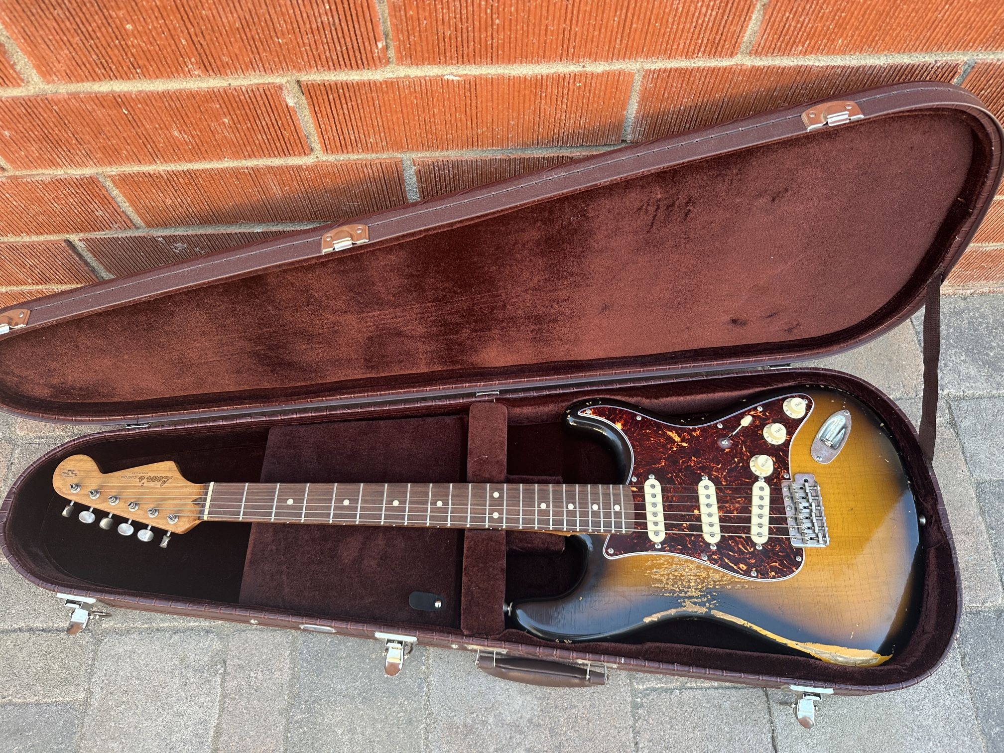 Custom Relic Strat W/ HS Case
