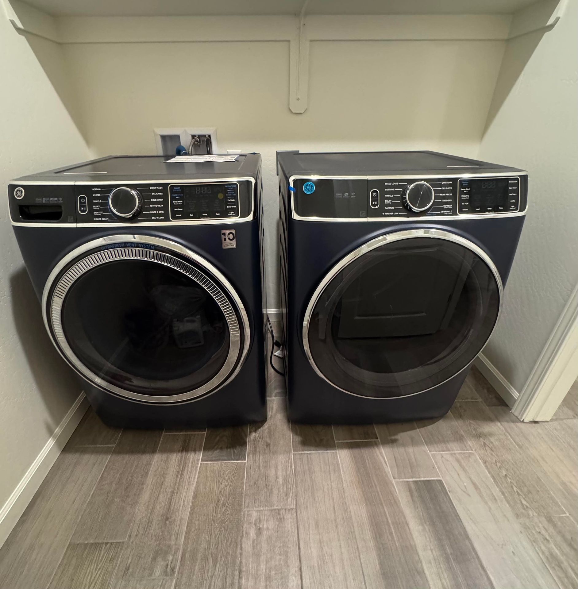 Washer And Dryer Set