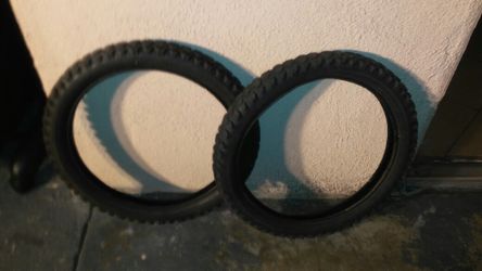 Set of tires