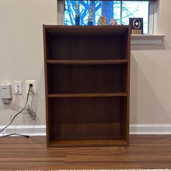 35” H 24” width walnut book shelf, no defects 