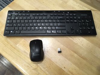 Insignia Wireless Keyboard and Mouse