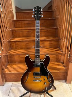 Jay Turser Semi Hollow