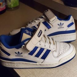 ADIDAS FORUM LOW SPEAKERS 
