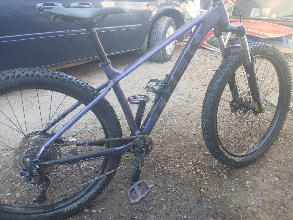 Trek Full Suspension