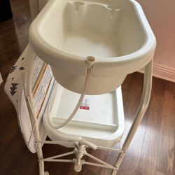 Baby Bath Tub 🛀 With Changing Table 