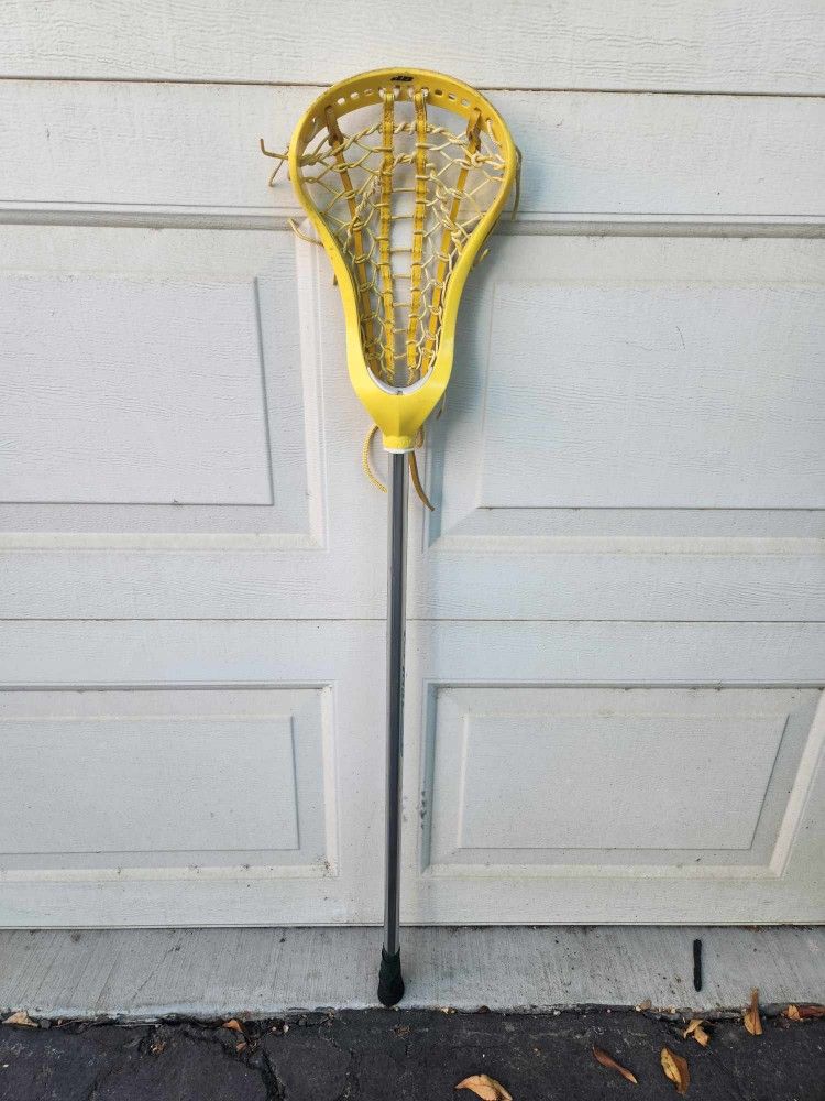 43" Debeer Triax 6000 Lacrosse Stick DB Shaft w/Yellow Head & Net