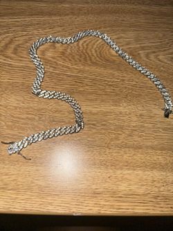Cuban Link Chain 18in