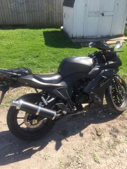 2017 JIANGSU BAODI MOTORCYCLE 125cc for Sale in Kenosha WI OfferUp