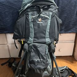 Deuter Kid Comfort 3 Hiking Backpack Child Carrier w/ Retractable Sun Hood