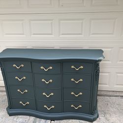Beautiful Solid Wood Dresser Dark Olive Green 