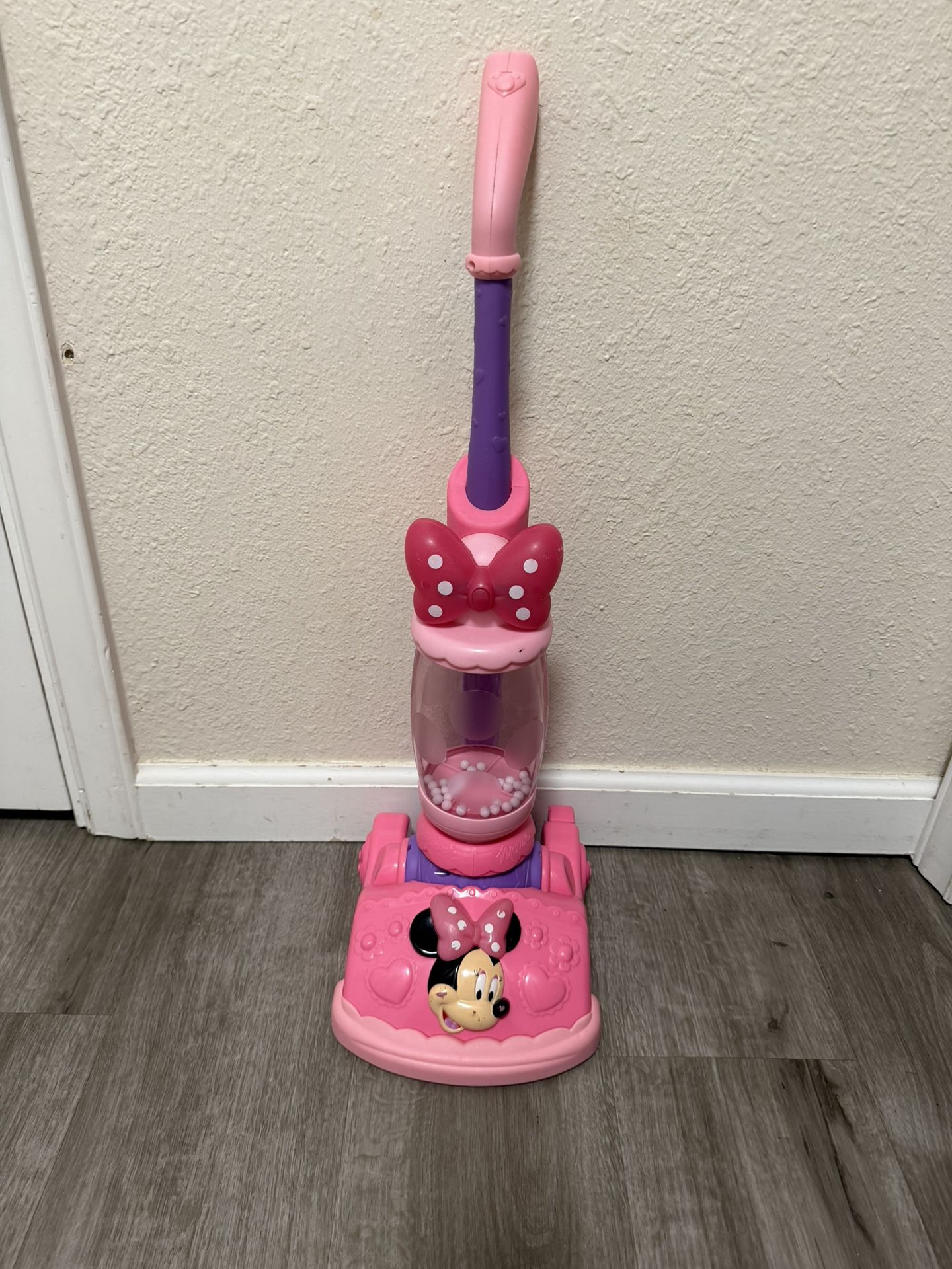 Minnie Mouse Vacuum 