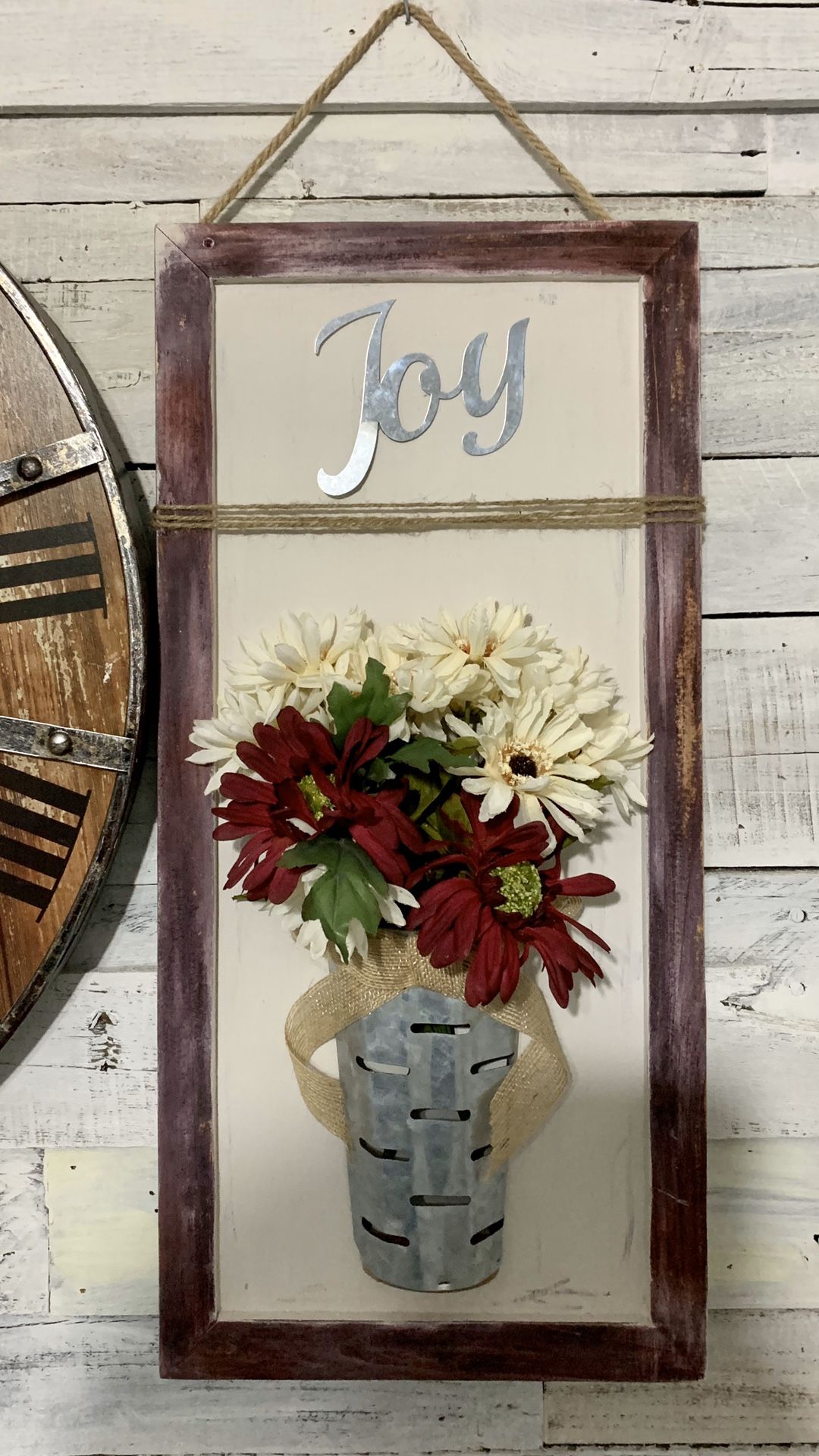 Farmhouse / wood / hanging / floral / wall decor