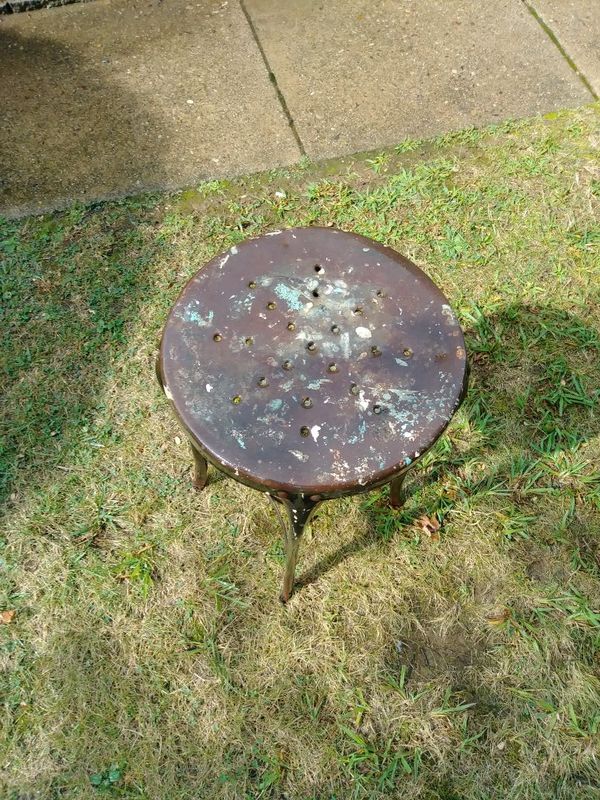 Vintage Metal Chair Or Planters Stool For In Willow Grove Pa Vintage Metal Chair Or Planters Stool For In Willow Grove Pa Offerup