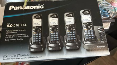 PANASONIC 6.0 Digital Talking Phones, KX-TG9344T