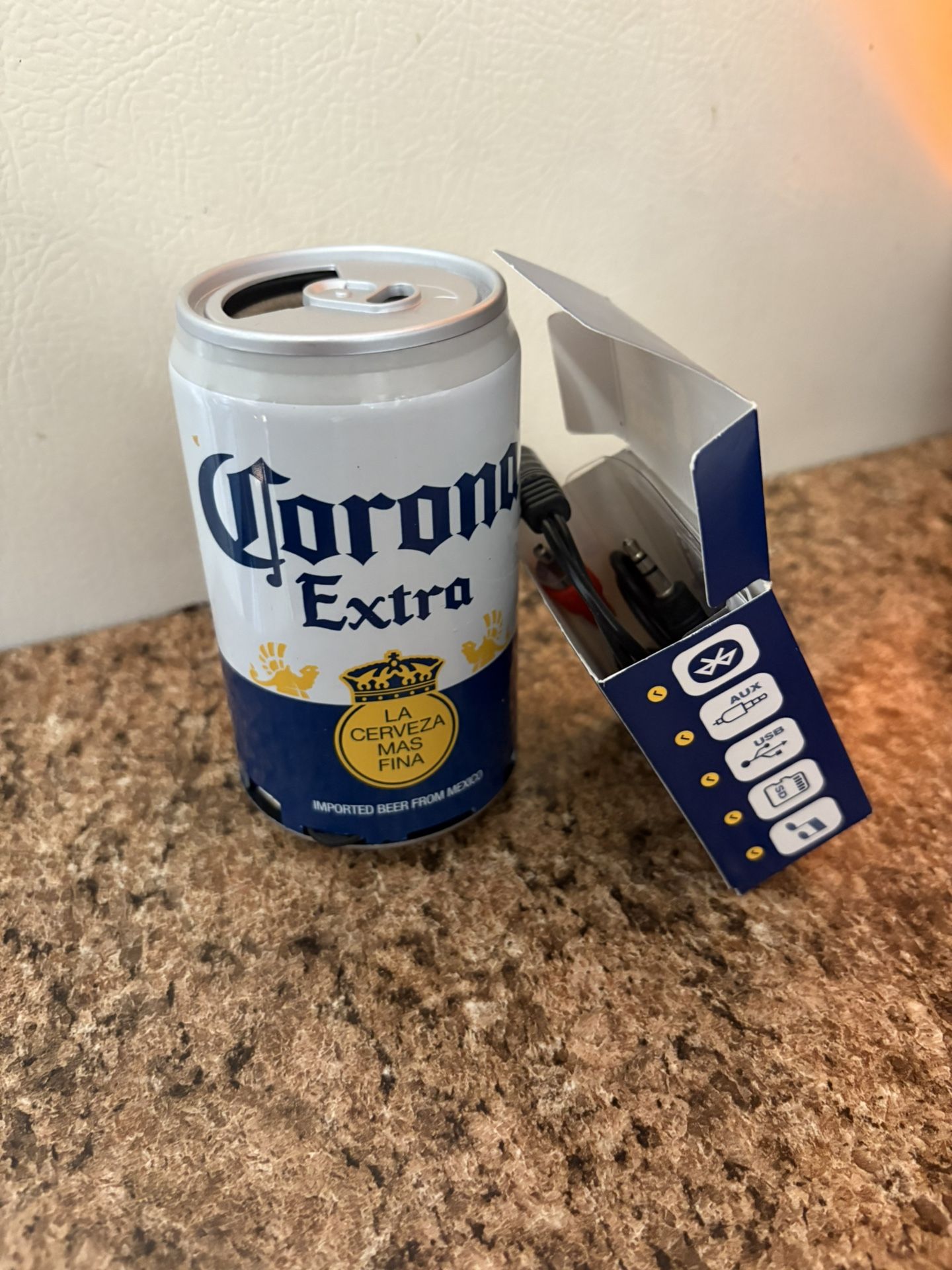 Corona Speaker 