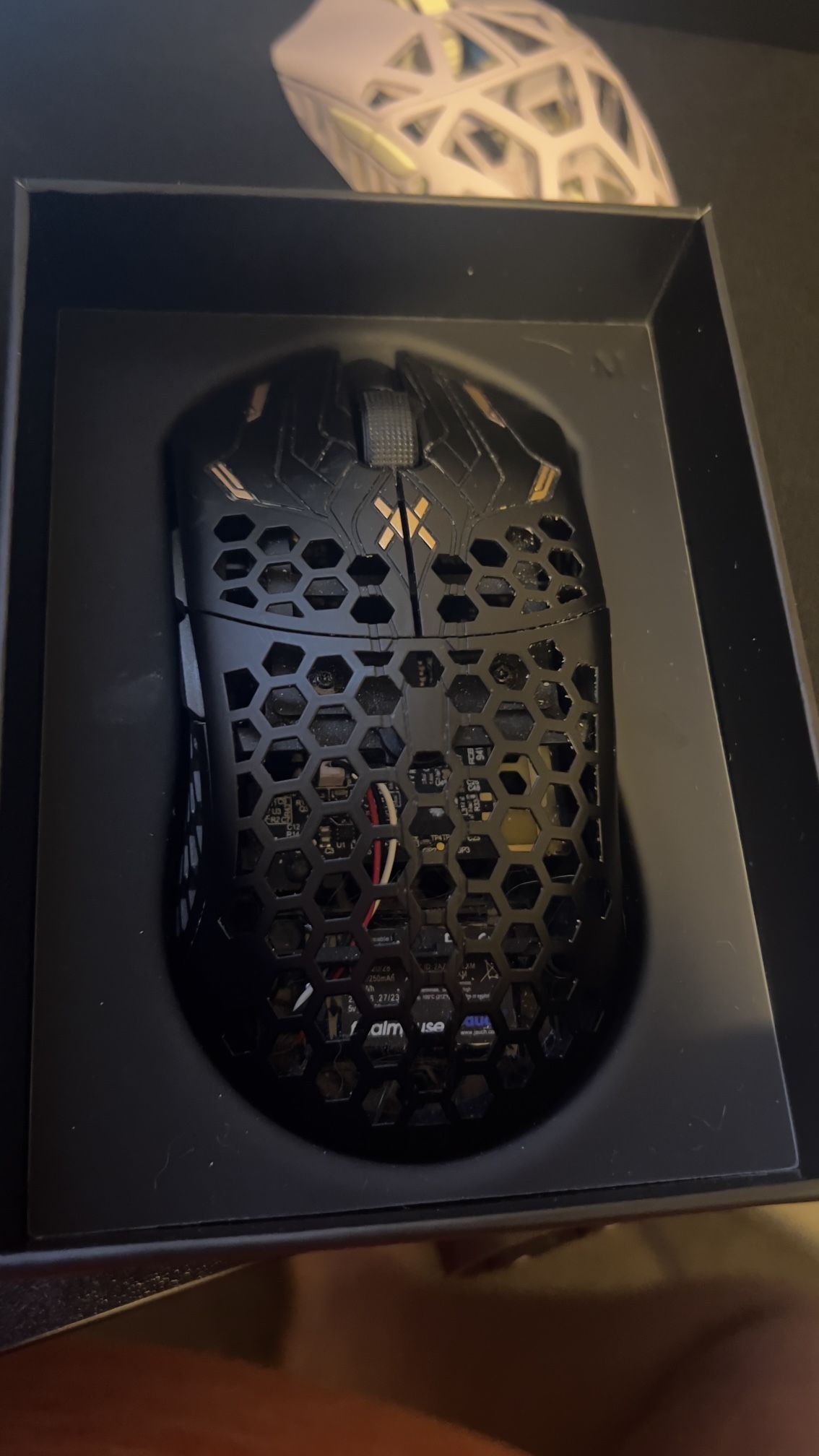 Finalmouse Ultralight X Lion